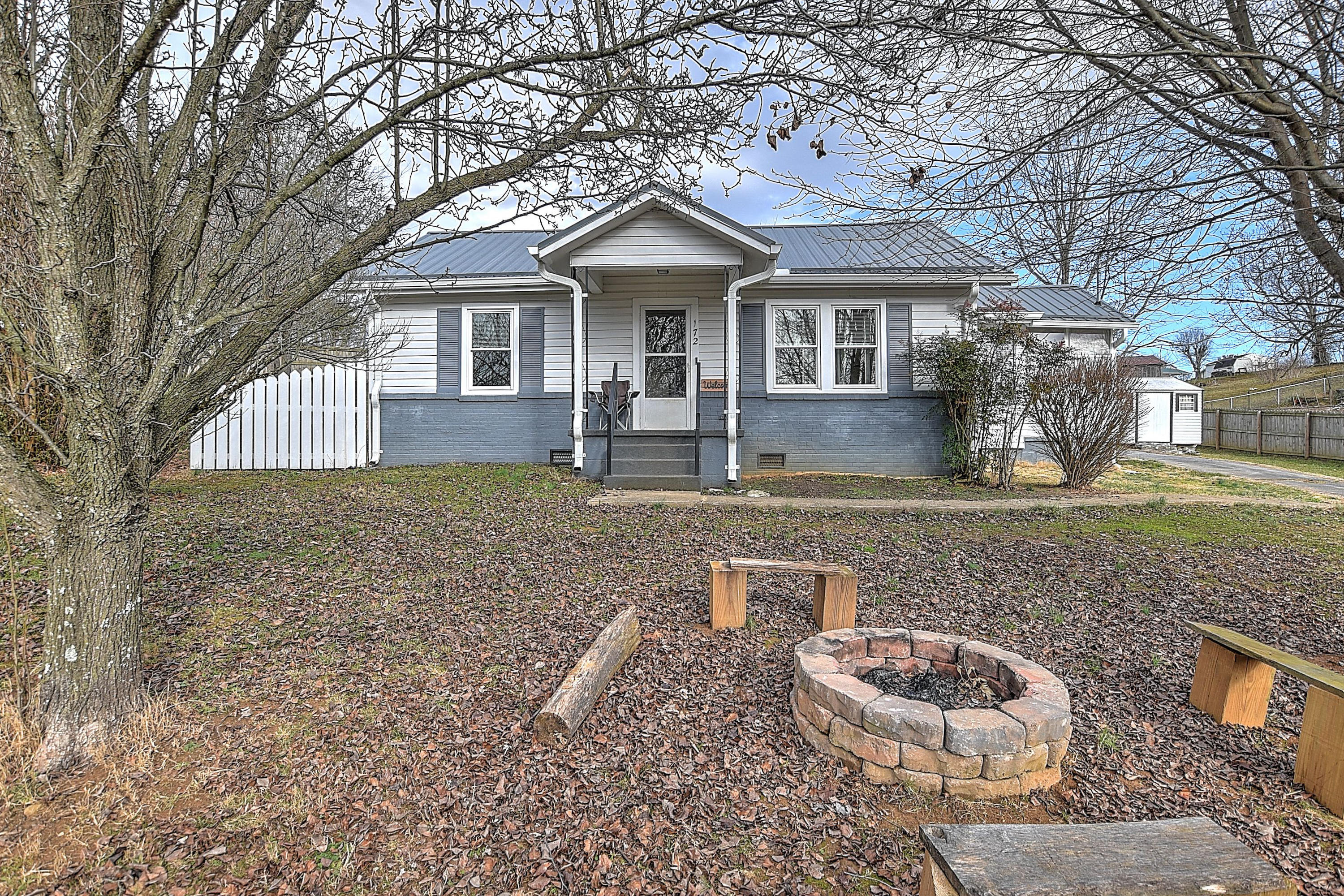 172 Hopper Rd-2
