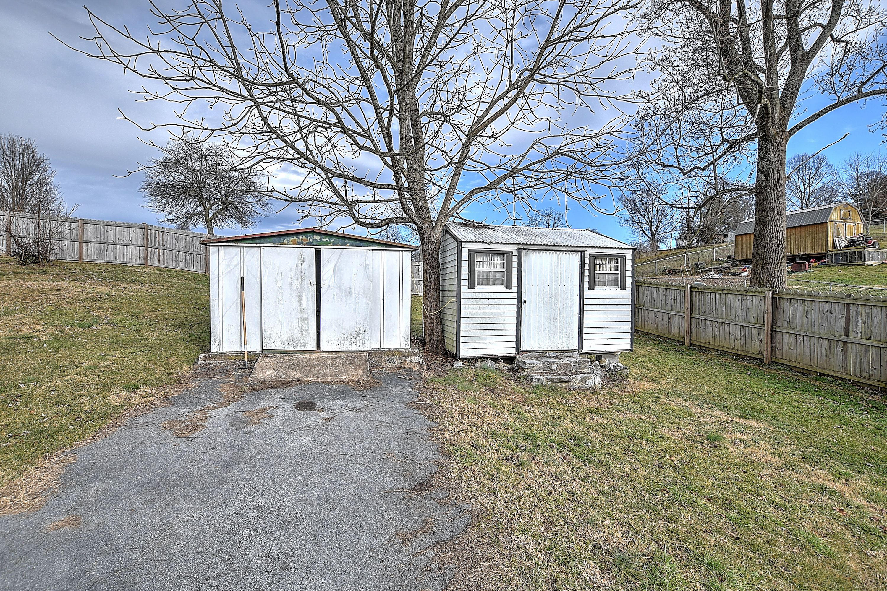 172 Hopper Road Johnson City, TN 37604 - Photo 15 of 20 172 Hopper Rd-23