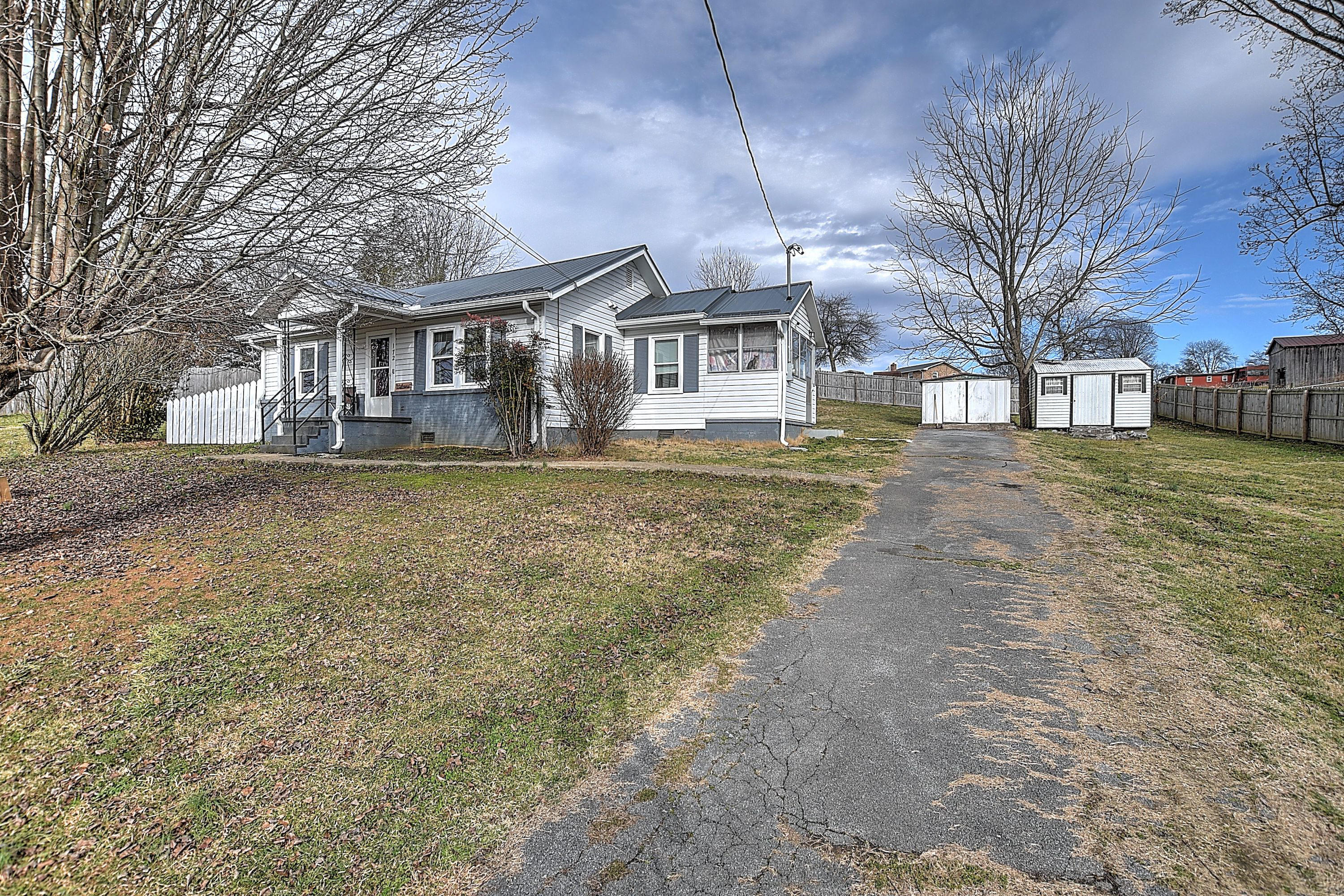 172 Hopper Road Johnson City, TN 37604 - Photo 20 of 20 172 Hopper Rd-22