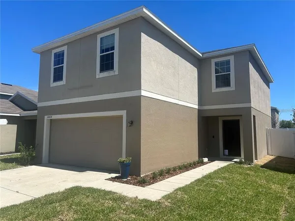 $319,900 | 14428 Dunrobin Drive, Wimauma, FL 33598