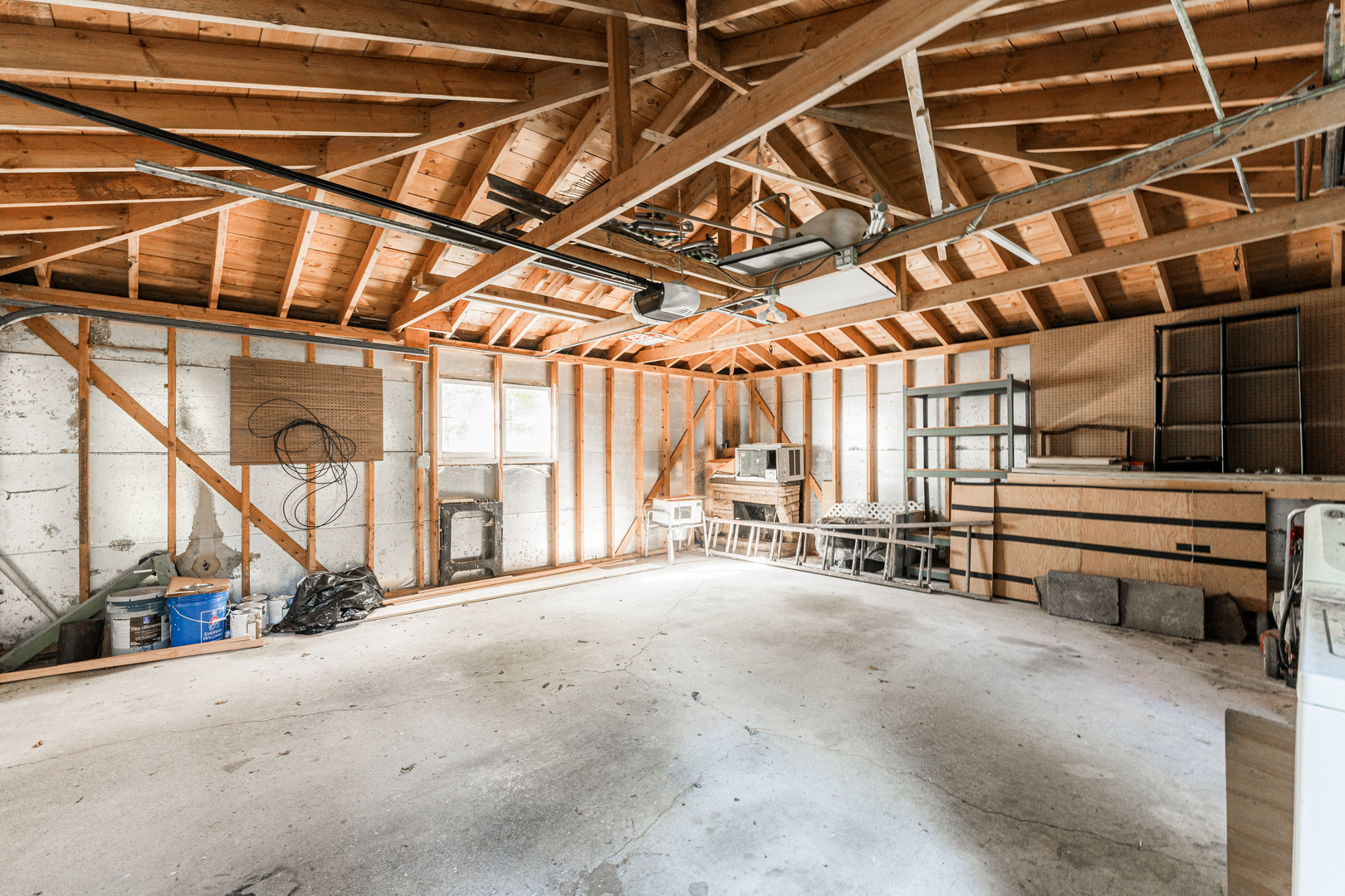 8415 Balder Drive Cary, IL 60013 - Photo 30 of 34 a view of an empty room with a garage
