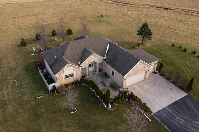 1114 Johnson Road Lee, IL 60530 - Photo 2 of 36