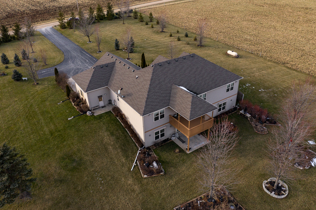 1114 Johnson Road Lee, IL 60530 - Photo 6 of 36