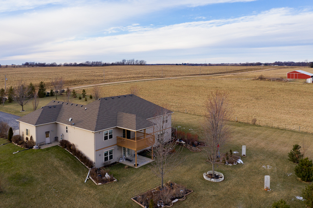 1114 Johnson Road Lee, IL 60530 - Photo 7 of 36