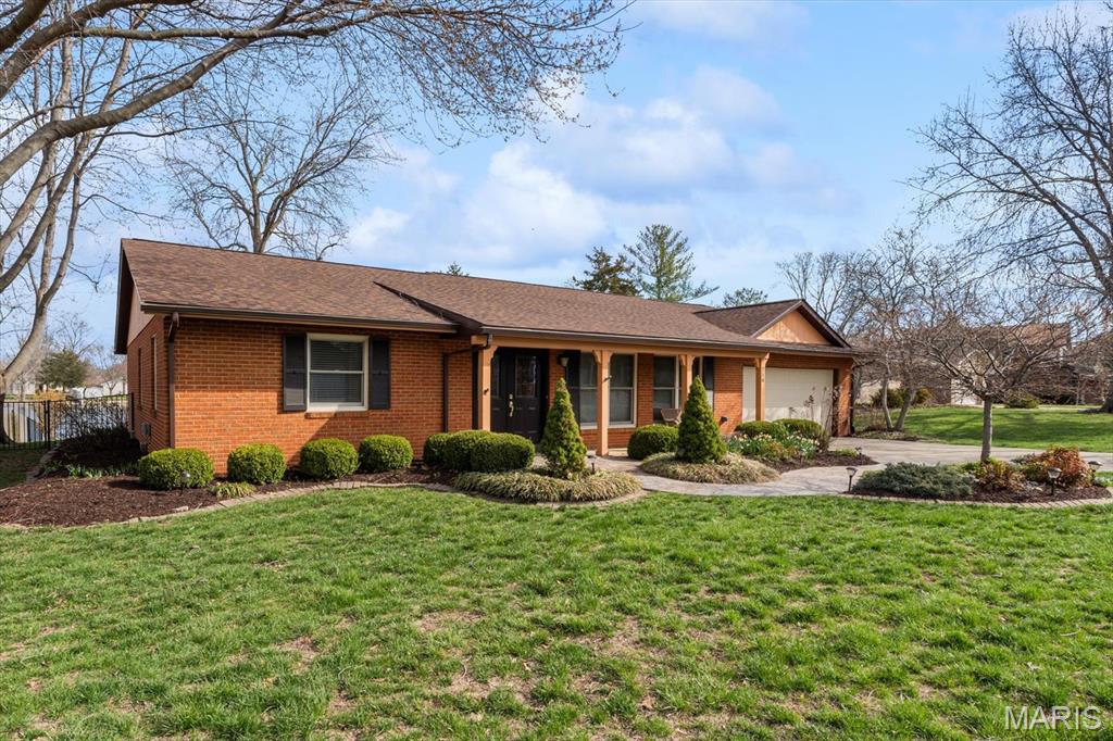 218 Evergreen Drive O'Fallon, IL 62269 - Photo 1 of 53
