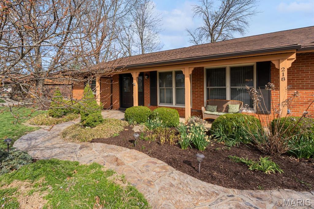 218 Evergreen Drive O'Fallon, IL 62269 - Photo 3 of 53