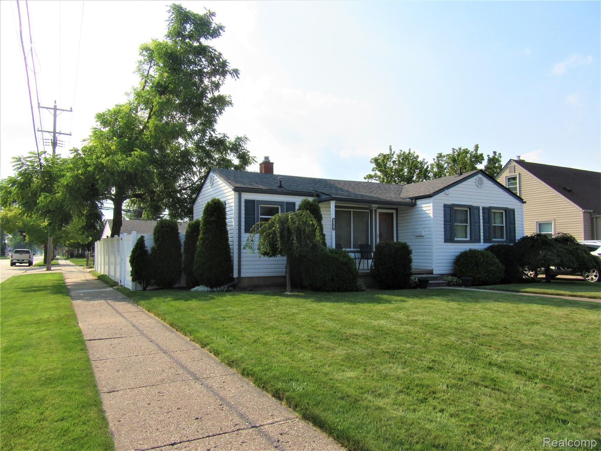 17634 Reno Street Riverview, MI 48193 - Photo 35 of 36 1.jpg