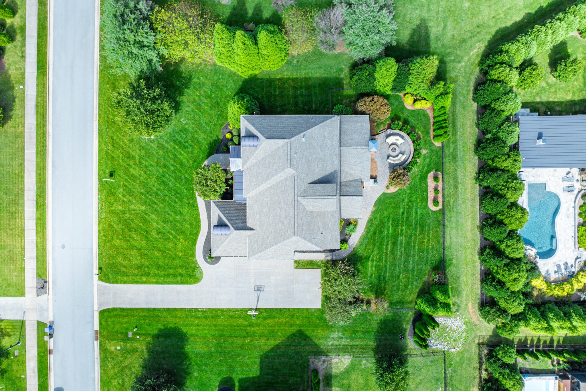 1828 Kettering Trace Brentwood, TN 37027 - Photo 2 of 62