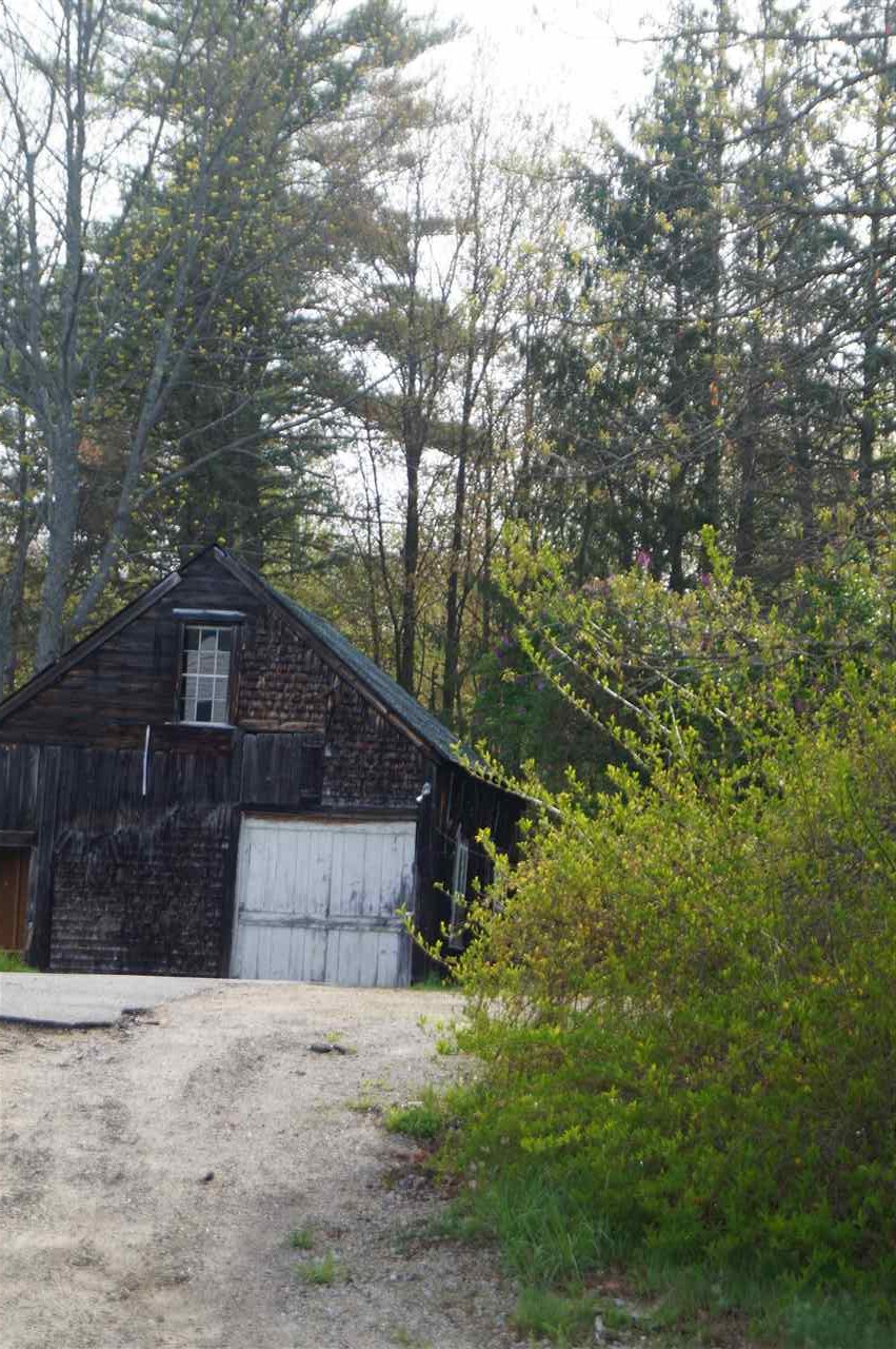 370 Chester Road Candia, NH 03034 - Photo 3 of 12