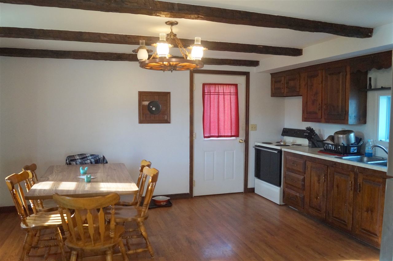 370 Chester Road Candia, NH 03034 - Photo 5 of 12