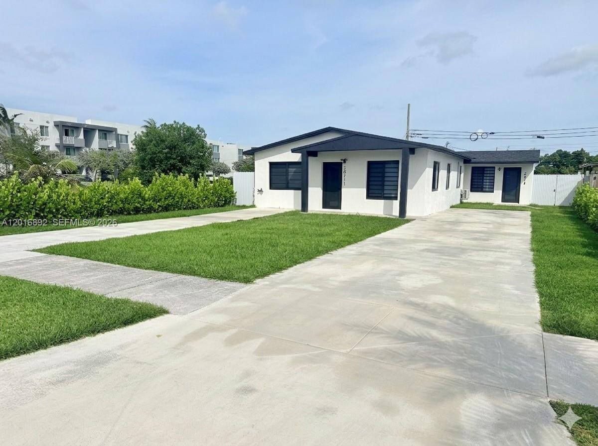 26711 Southwest 145th Avenue Road Homestead, FL 33032 - Photo 2 of 7