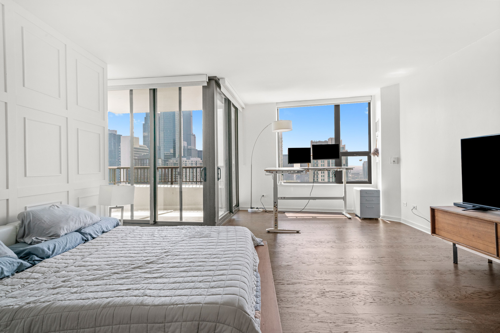 501 North Clinton Street, Unit 3203 Chicago, IL 60654 - Photo 19 of 40