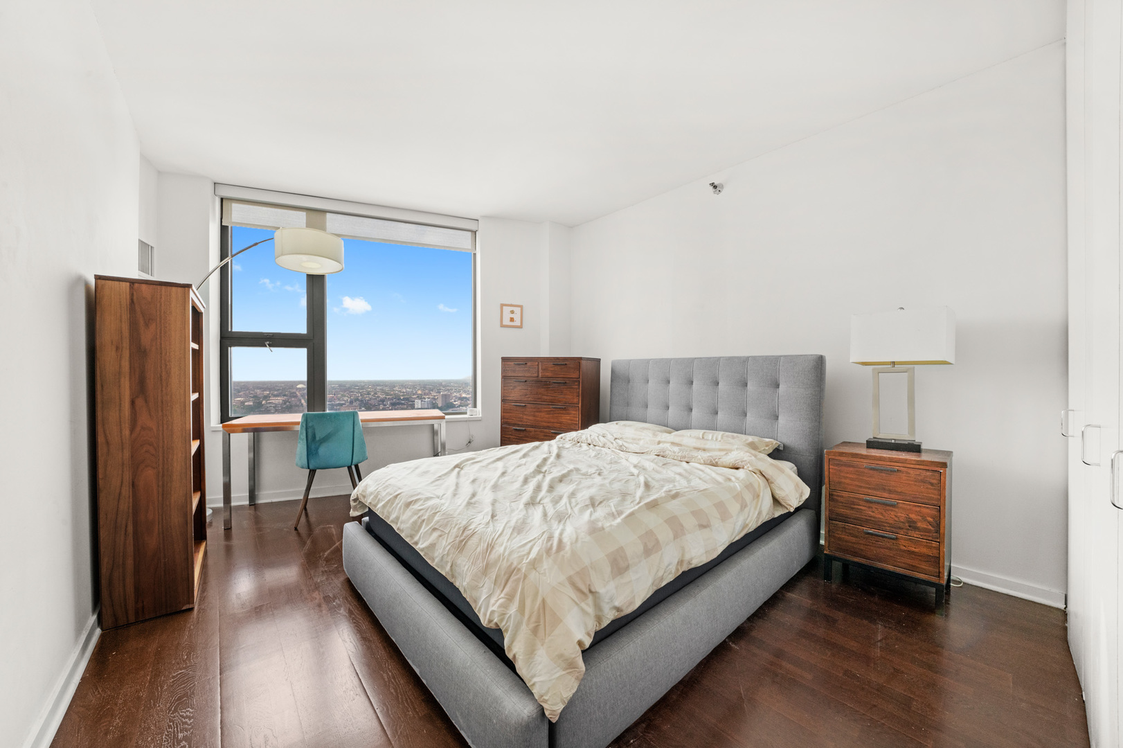 501 North Clinton Street, Unit 3203 Chicago, IL 60654 - Photo 32 of 40