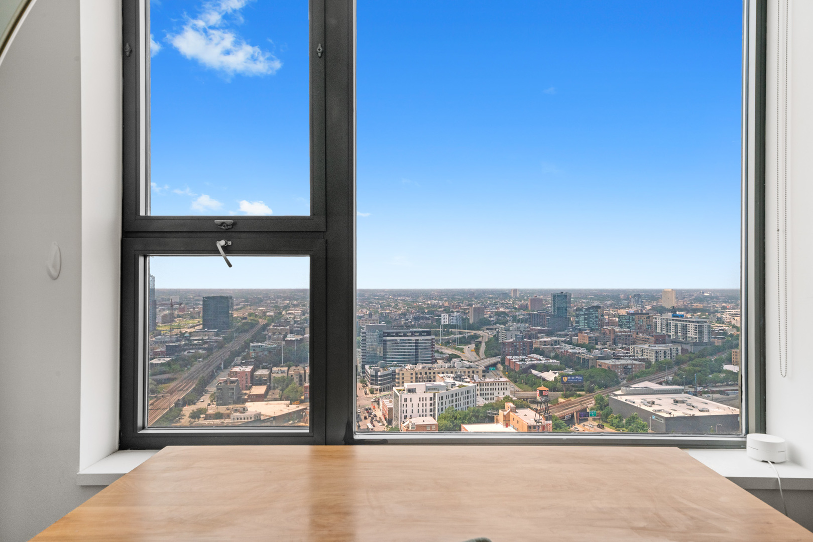 501 North Clinton Street, Unit 3203 Chicago, IL 60654 - Photo 33 of 40