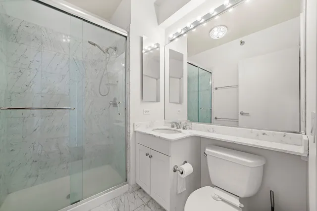 $999,999 | 501 North Clinton Street, Unit 3203, Chicago, IL 60654