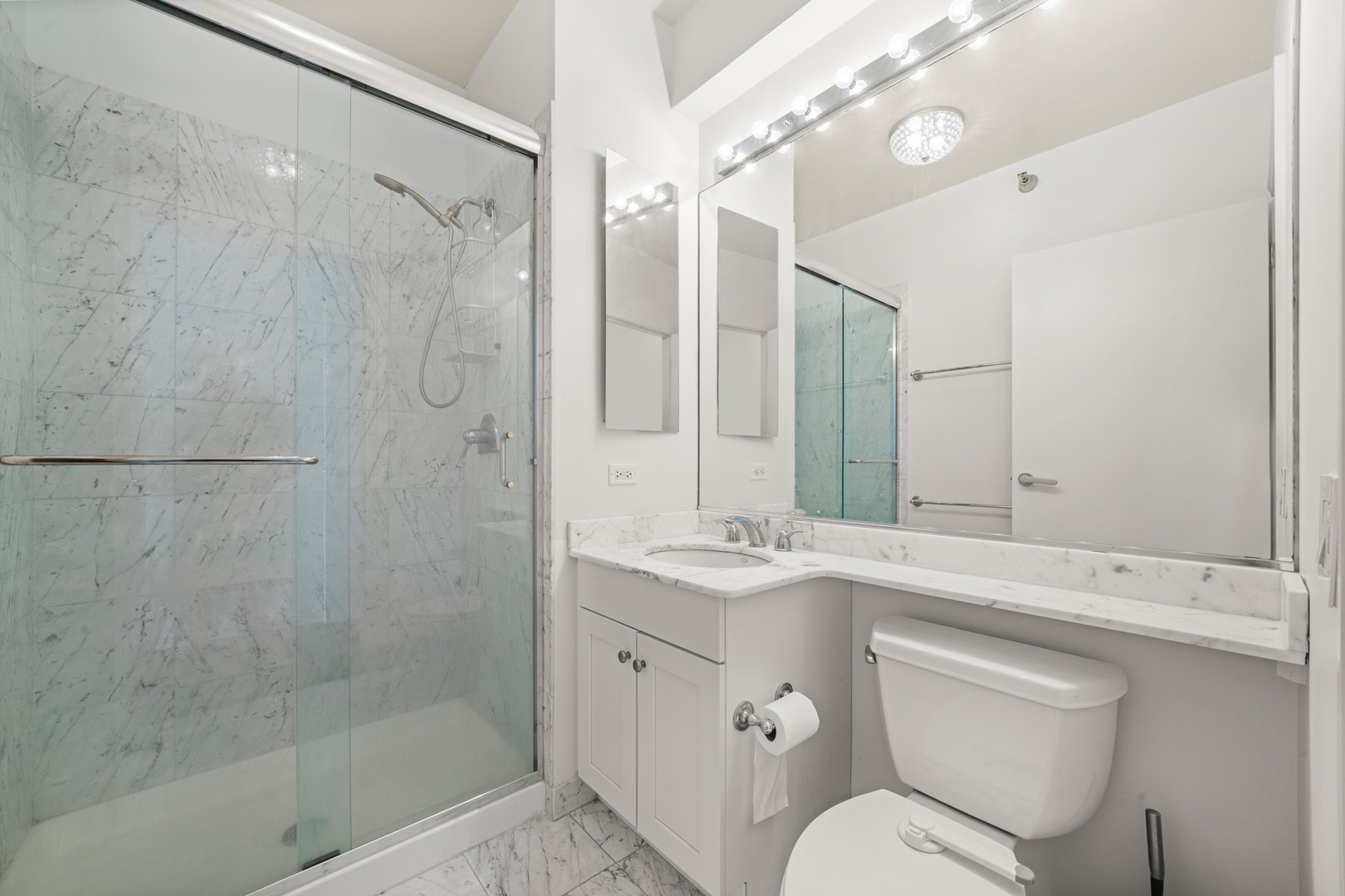 501 North Clinton Street, Unit 3203 Chicago, IL 60654 - Photo 34 of 40