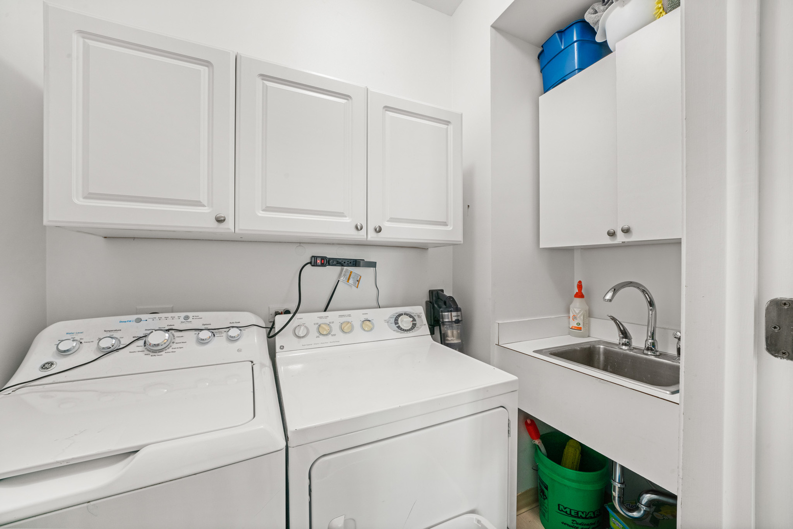 501 North Clinton Street, Unit 3203 Chicago, IL 60654 - Photo 35 of 40