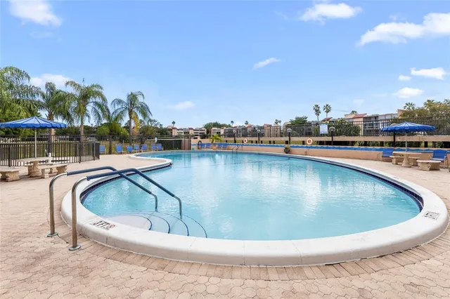 $140,000 | 480 Northwest 76th Avenue, Unit 407, Margate, FL 33063