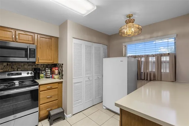 $140,000 | 480 Northwest 76th Avenue, Unit 407, Margate, FL 33063