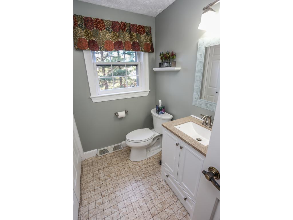 213 Winding Pond Road, Unit 213 Londonderry, NH 03053 - Photo 16 of 29 Gallery Image 16