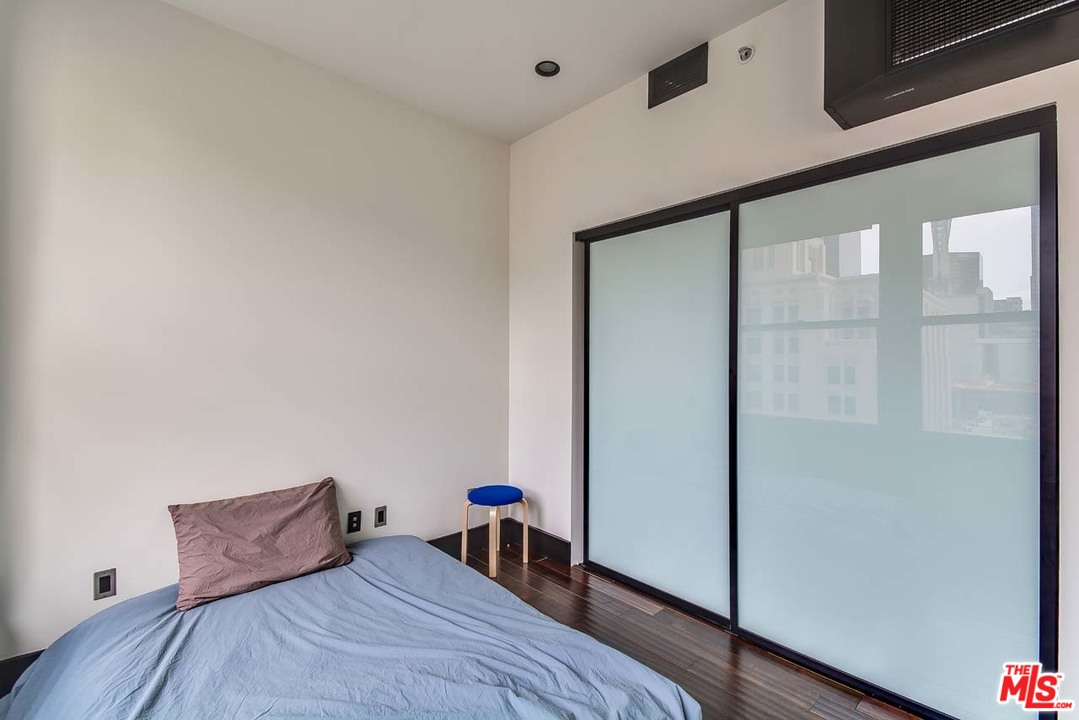 460 South Spring Street, Unit 1105 Los Angeles, CA 90013 - Photo 19 of 34 Gallery Image 19