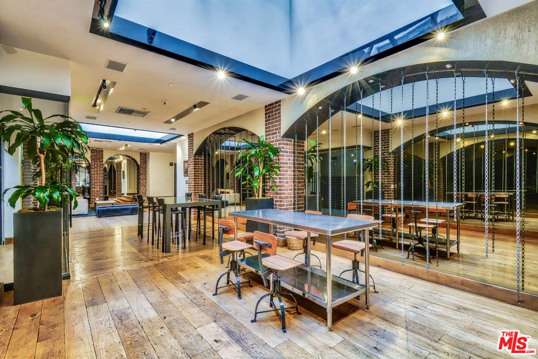 460 South Spring Street, Unit 1105 Los Angeles, CA 90013 - Photo 27 of 34 Gallery Image 27