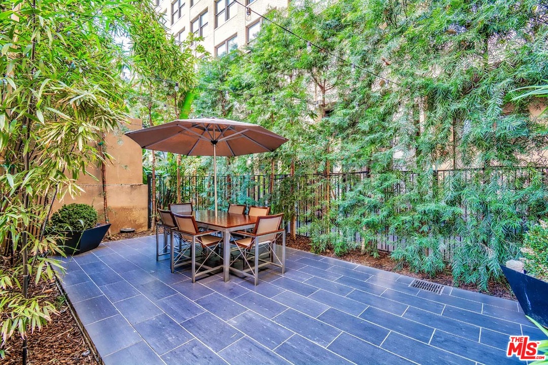 460 South Spring Street, Unit 1105 Los Angeles, CA 90013 - Photo 32 of 34 Gallery Image 32