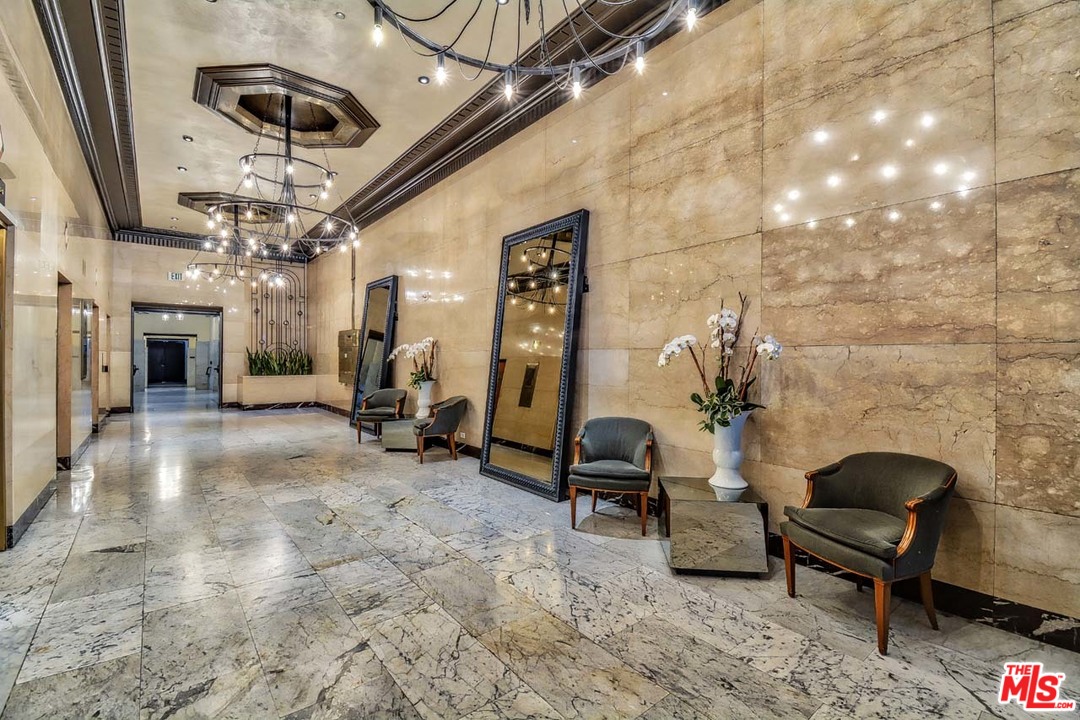 460 South Spring Street, Unit 1105 Los Angeles, CA 90013 - Photo 33 of 34 Gallery Image 33