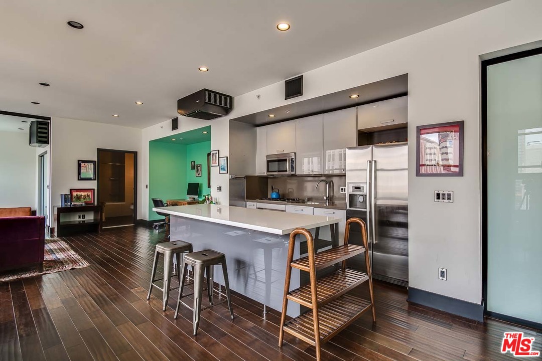 460 South Spring Street, Unit 1105 Los Angeles, CA 90013 - Photo 7 of 34 Gallery Image 7