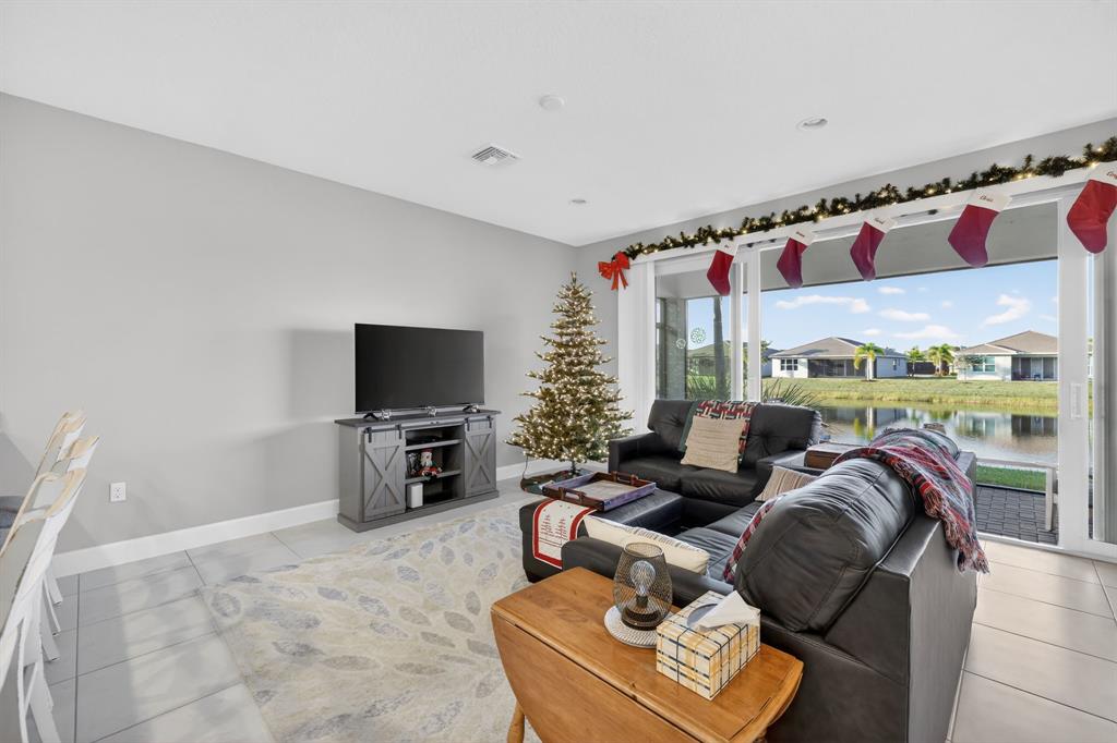 13531 Southwest Indigo Inlet Lane Port St. Lucie, FL 34987 - Photo 13 of 41