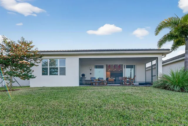 $453,500 | 13531 Southwest Indigo Inlet Lane, Port St. Lucie, FL 34987