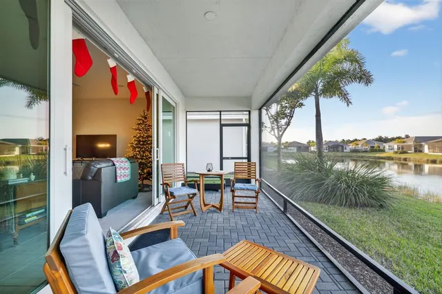 $453,500 | 13531 Southwest Indigo Inlet Lane, Port St. Lucie, FL 34987