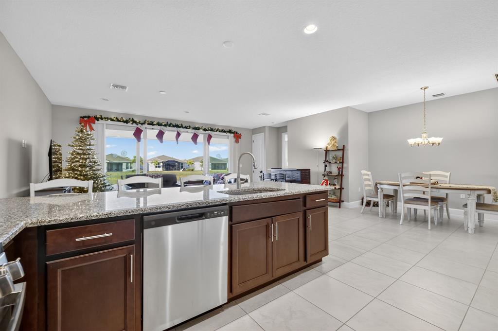 13531 Southwest Indigo Inlet Lane Port St. Lucie, FL 34987 - Photo 9 of 41