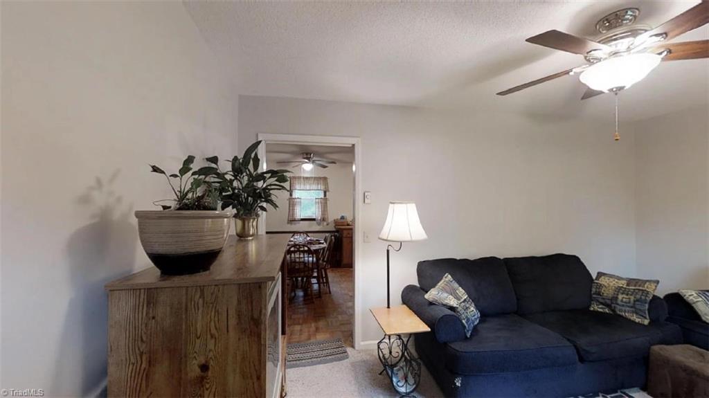 3595 Day Road Walkertown, NC 27051 - Photo 4 of 19 Gallery Image 4