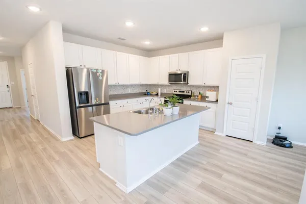 $2,650 | 7800 Gangway Drive, Fort Worth, TX 76179