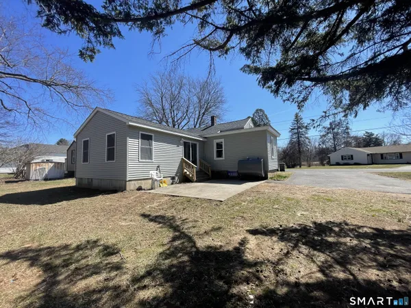 $259,900 | 4 Pleasant Street, East Windsor, CT 06088