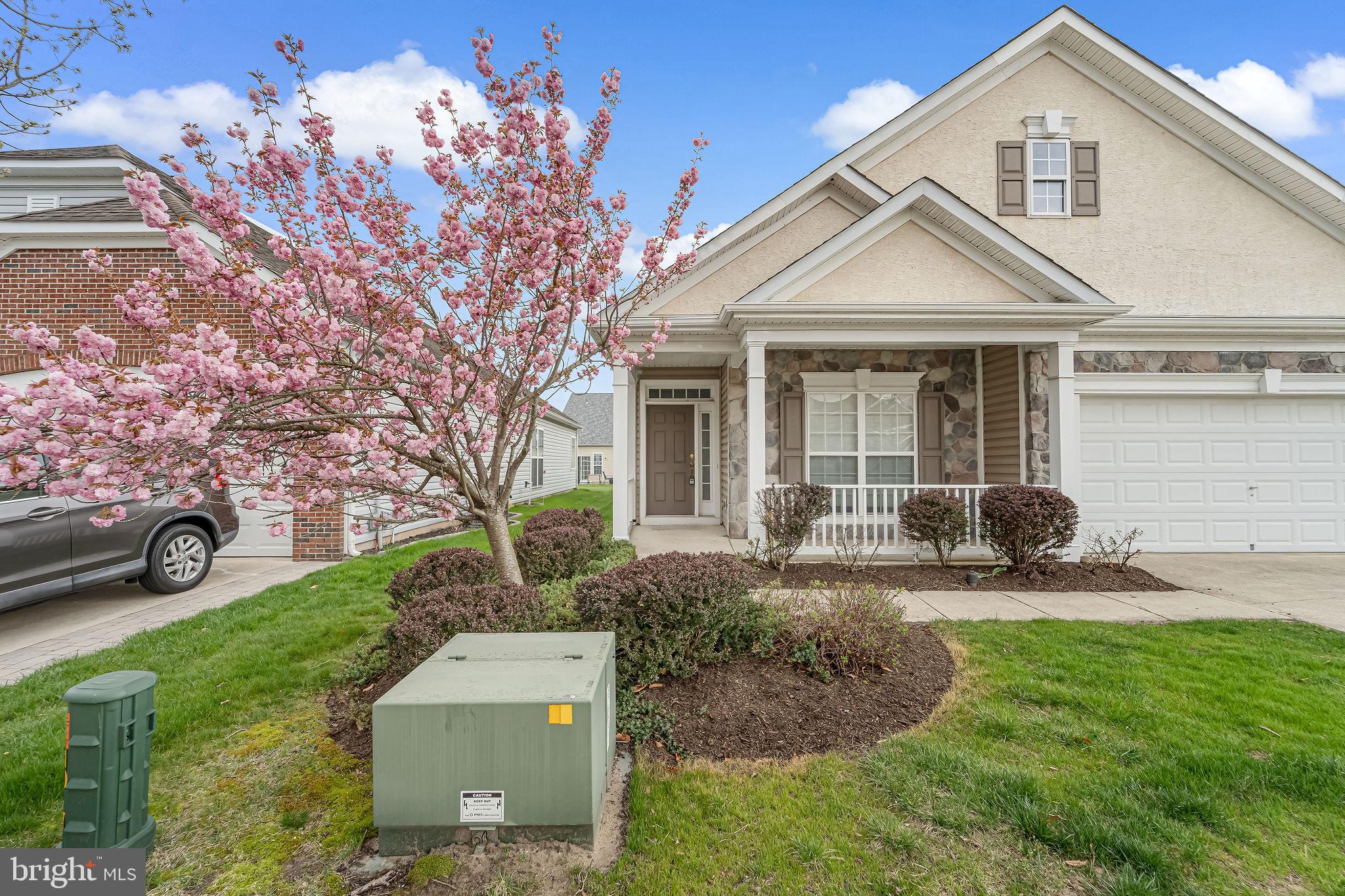12 Pennington Court Delanco, NJ 08075 - Photo 2 of 30 Charming home with blooming cherry tree.