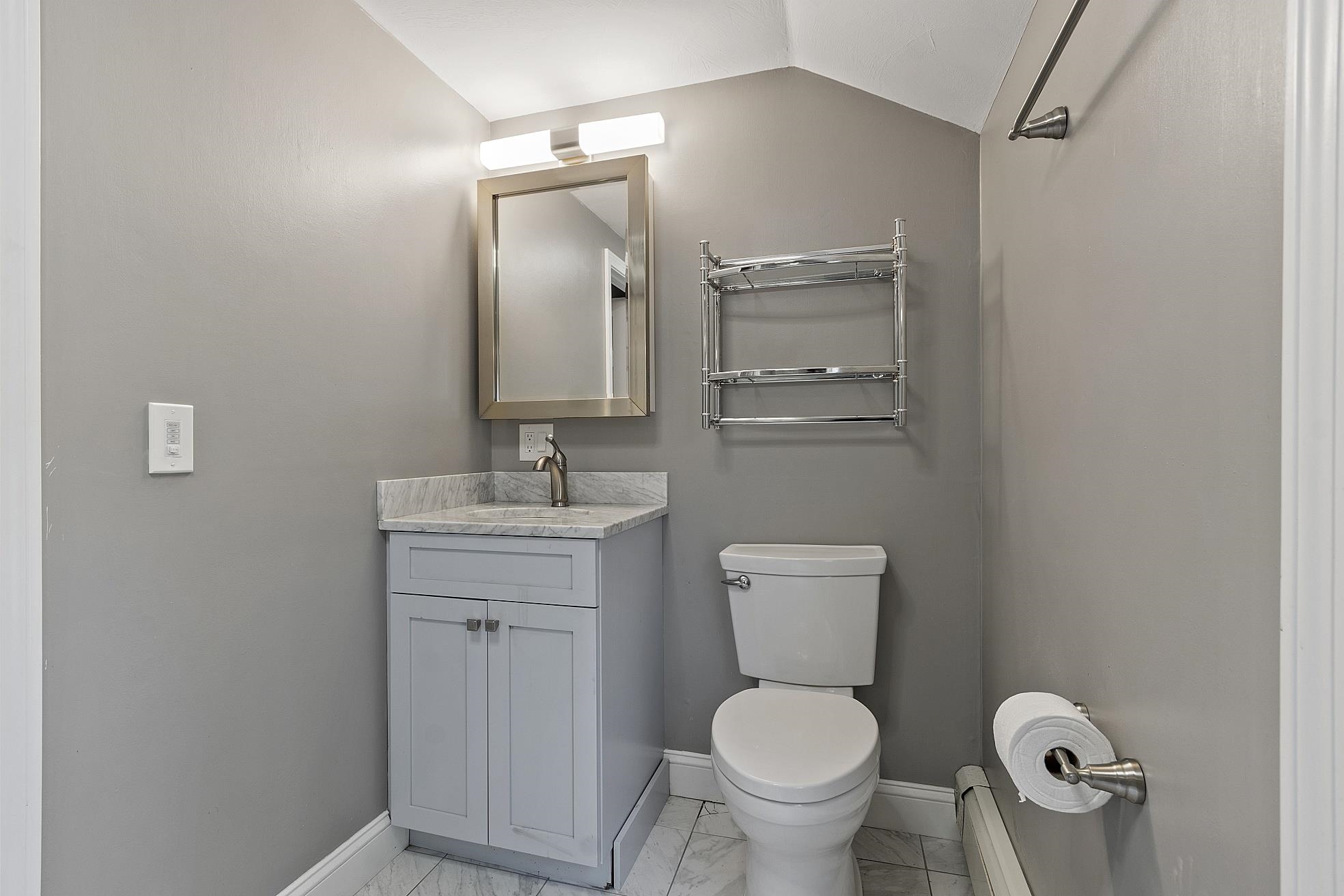 4 Bloody Brook Road Amherst, NH 03031 - Photo 24 of 38