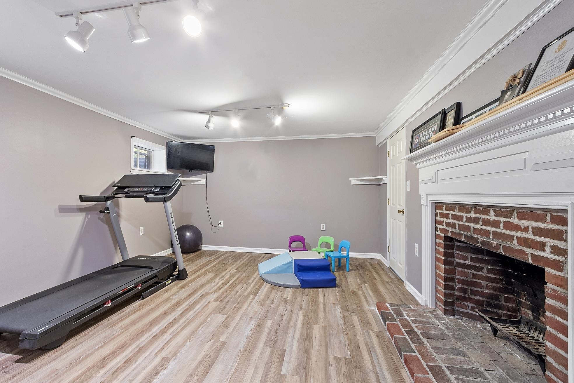 4 Bloody Brook Road Amherst, NH 03031 - Photo 30 of 38