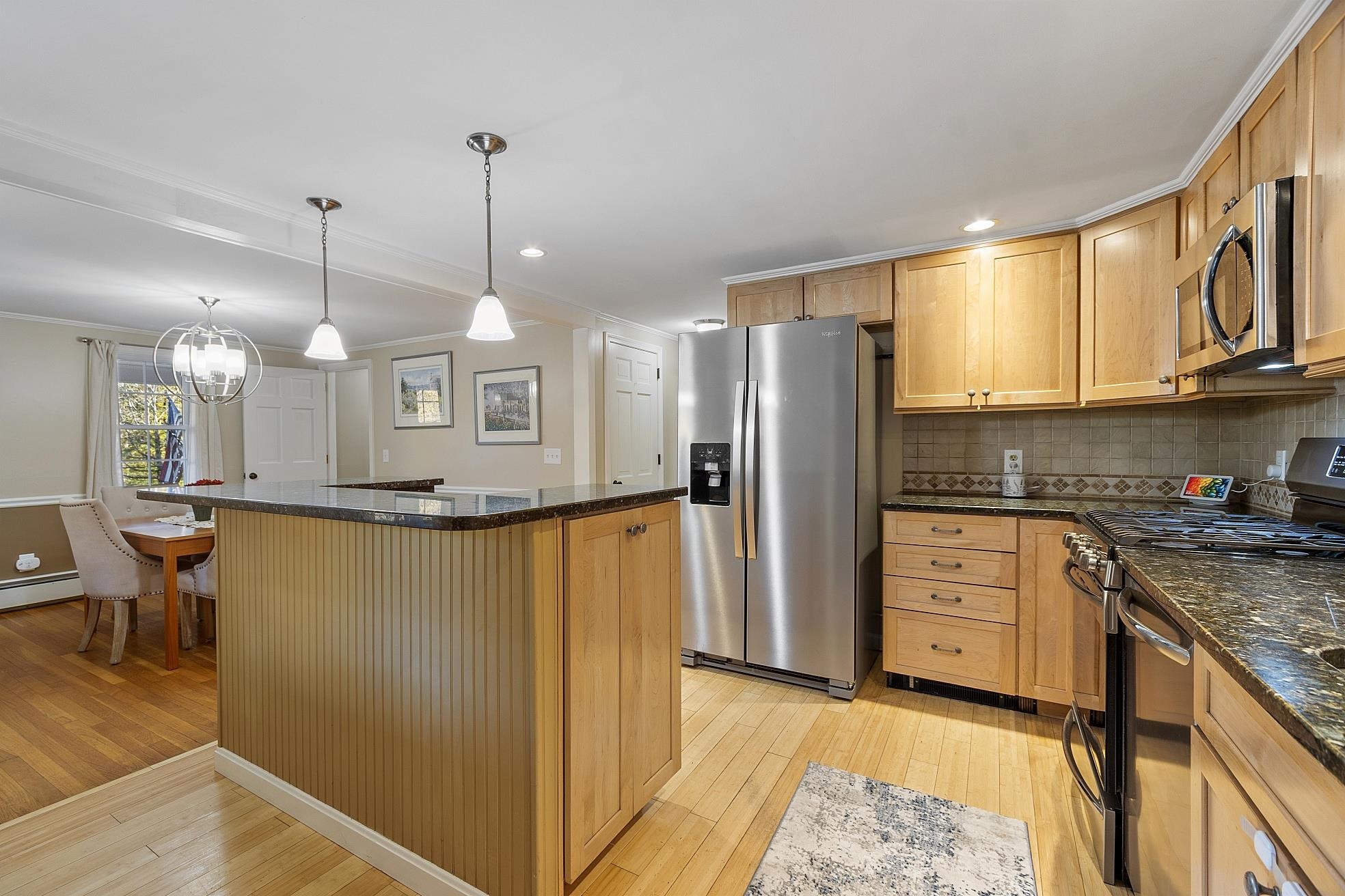 4 Bloody Brook Road Amherst, NH 03031 - Photo 7 of 38