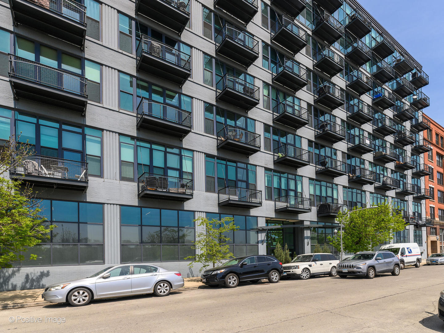 1224 West Van Buren Street, Unit 212 Chicago, IL 60607 - Photo 2 of 30