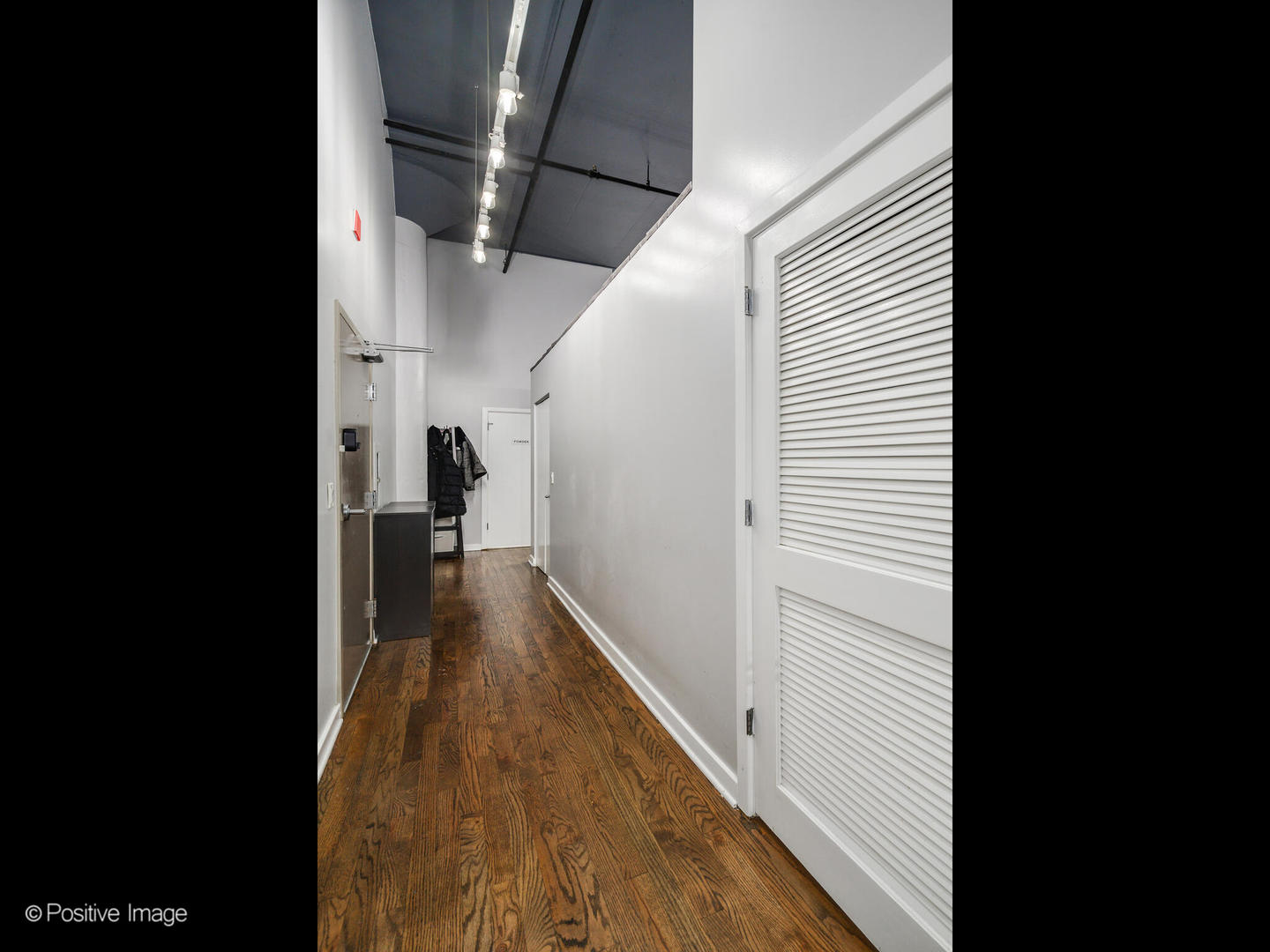 1224 West Van Buren Street, Unit 212 Chicago, IL 60607 - Photo 5 of 30