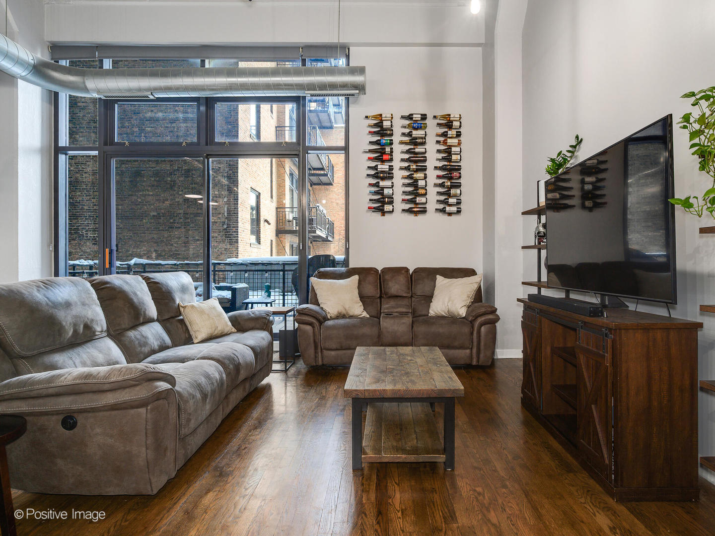 1224 West Van Buren Street, Unit 212 Chicago, IL 60607 - Photo 8 of 30