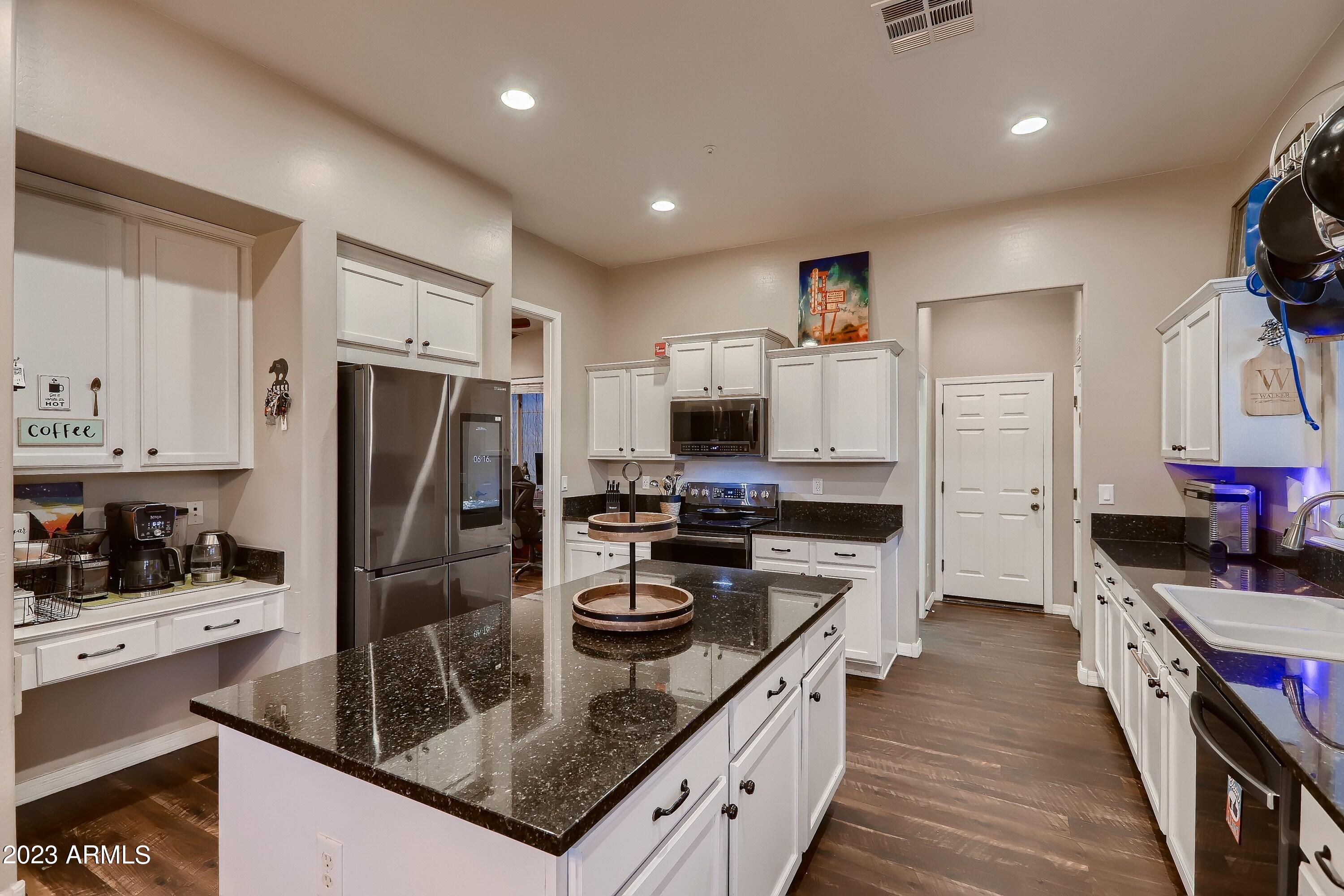 18364 Verdin Road Goodyear, AZ 85338 - Photo 21 of 52 18364 W Verdin Road Goodyear AZ - MLS Si