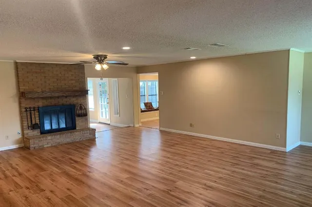 $2,950 | 3353 Dorado Beach Drive, Farmers Branch, TX 75234