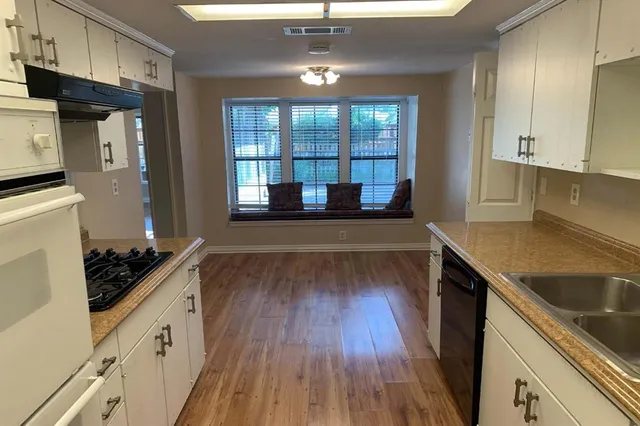 $2,950 | 3353 Dorado Beach Drive, Farmers Branch, TX 75234