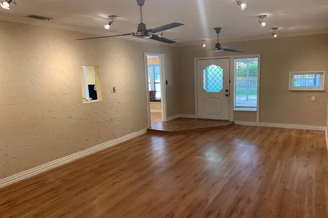 $2,950 | 3353 Dorado Beach Drive, Farmers Branch, TX 75234