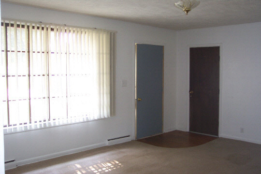 5560 Grove Street Roscoe, IL 61073 - Photo 4 of 5 Gallery Image 4