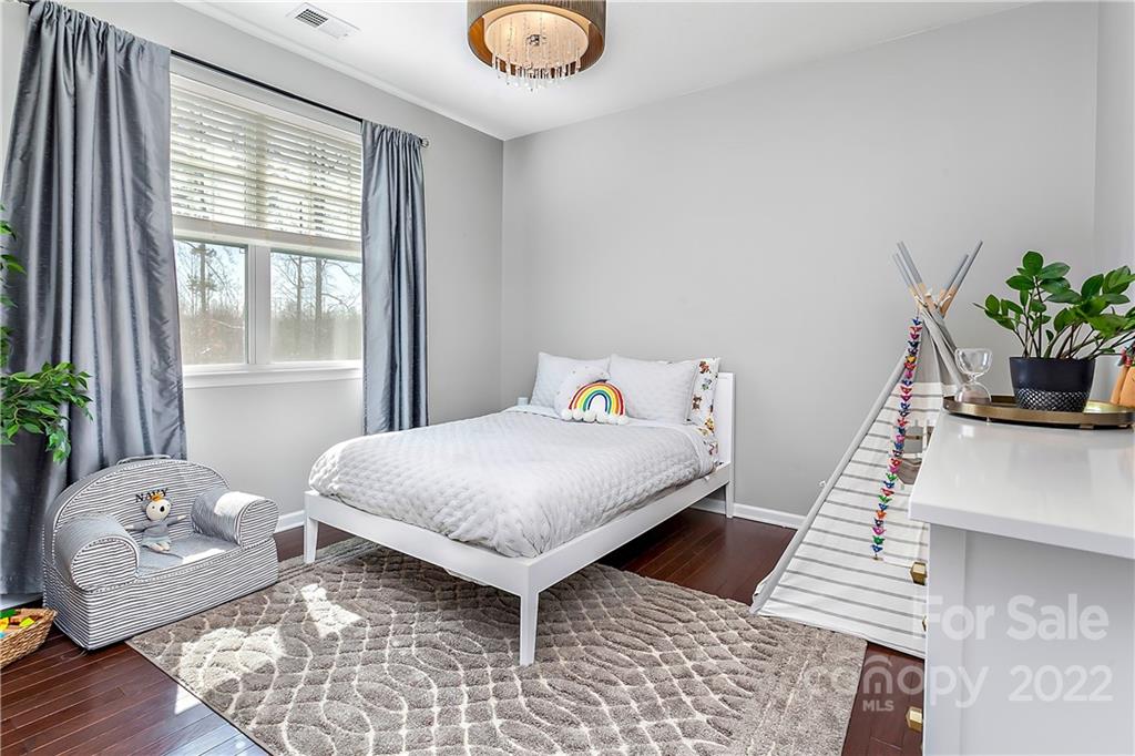 4410 Hubbard Road Charlotte, NC 28269 - Photo 25 of 34 Gallery Image 25