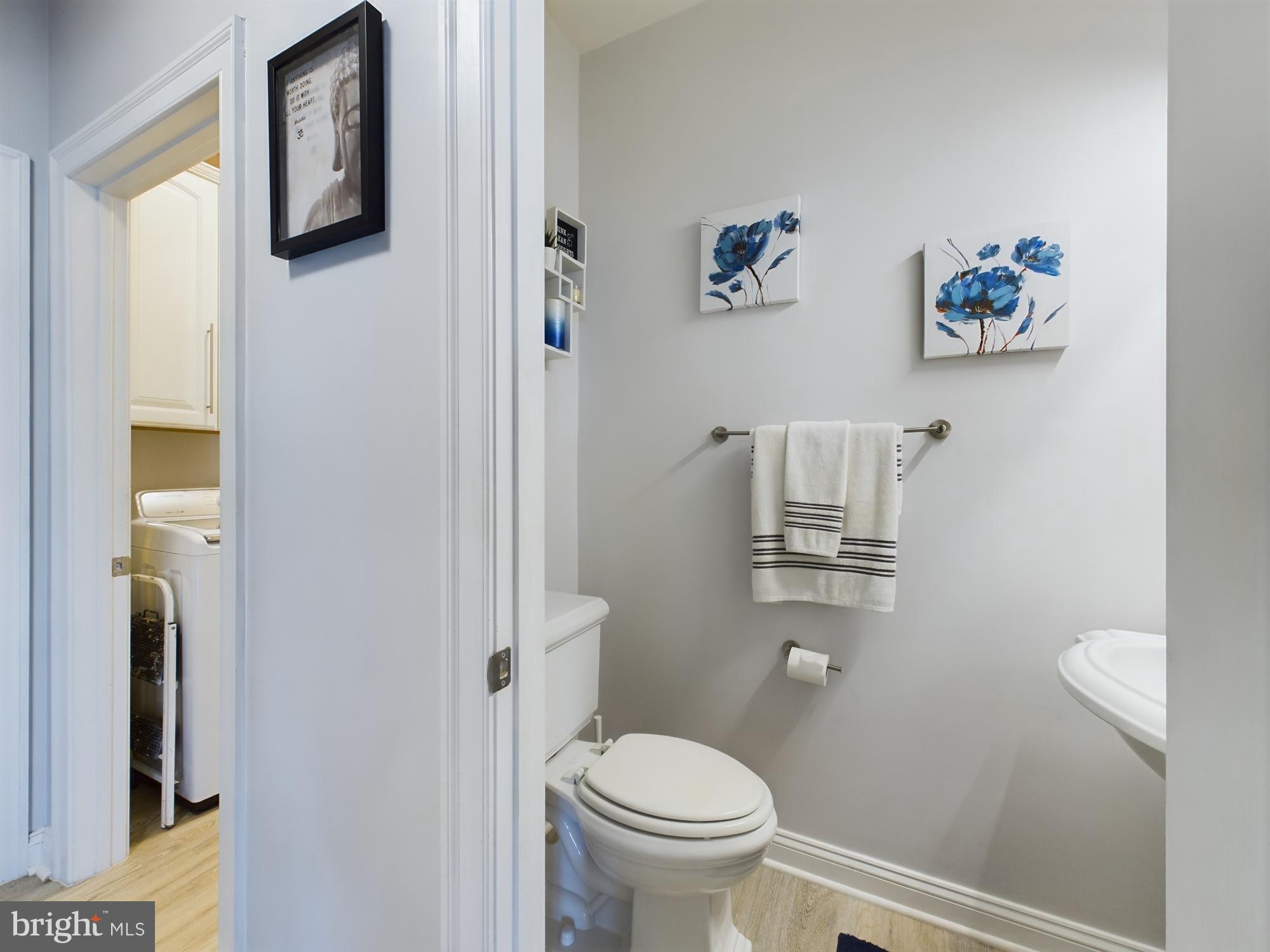 14601 Driftwood Road Bowie, MD 20721 - Photo 10 of 90 Charming bathroom with floral accents.